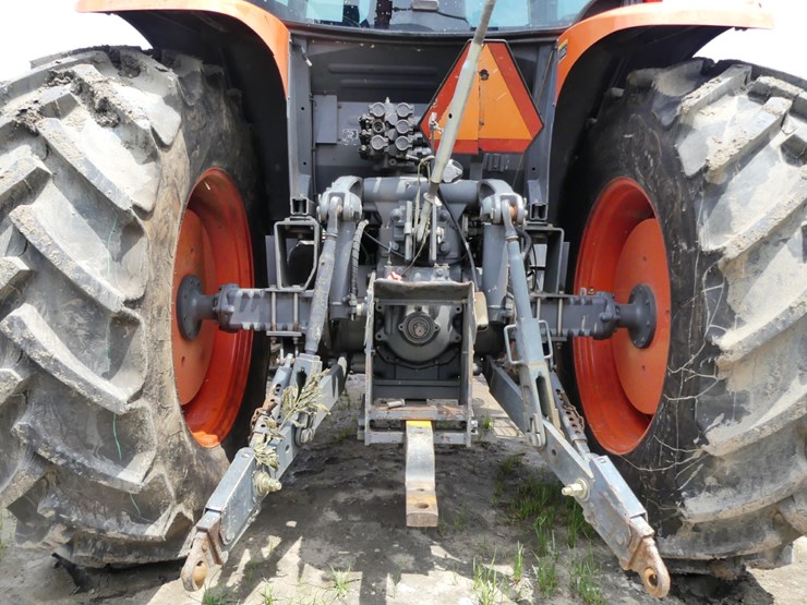 kubota-m135gx-image-10