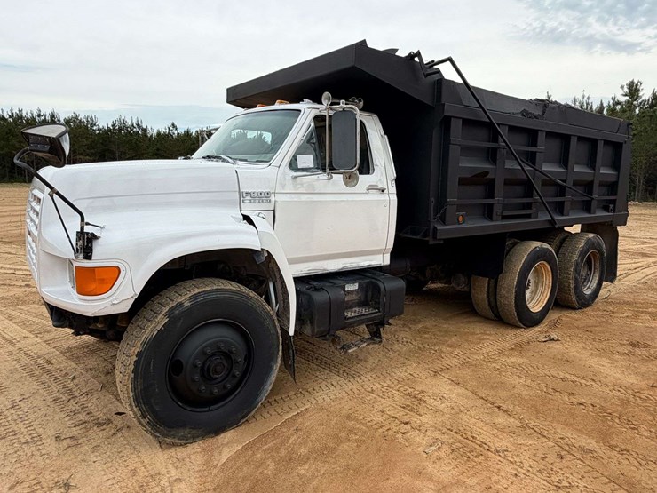 1990-ford-f900-image-5