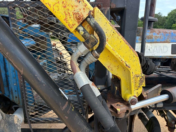 new-holland-7740-image-32