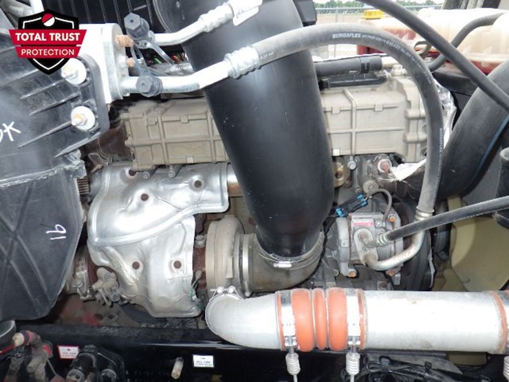 2019-freightliner-cascadia-126-image-22