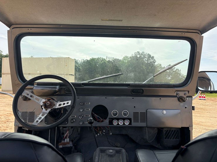 1979-jeep-cj7-2-door-w/-bikini-top-image-20