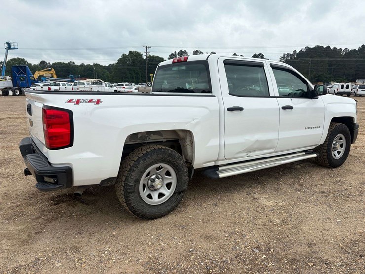 2015-chevrolet-1500-image-3