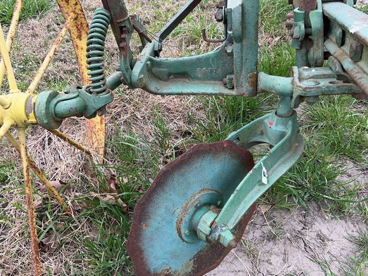 john-deere-one-bottom-plow-image-23