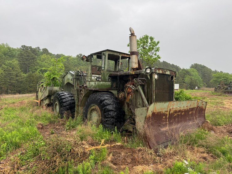 #23990-•-inop-michigan-290-scraper-tractor-dozer-image-2
