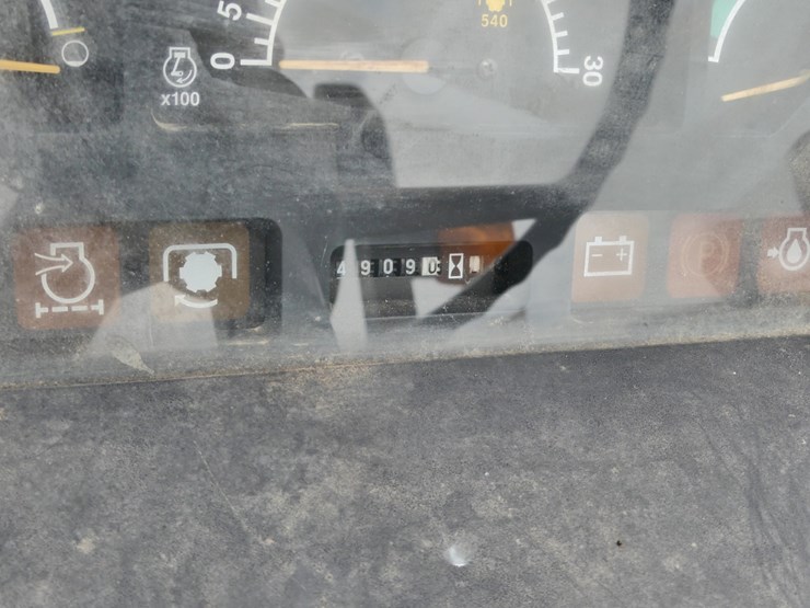 john-deere-5200-image-12