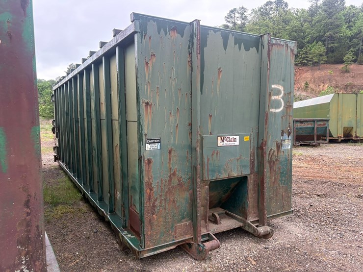 #23997-•-mcclain-~25'6"x~7'8"-roll-off-dumpster-image-2