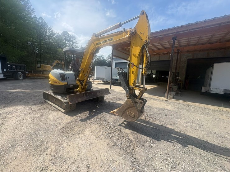 new-holland-e50b-image-6