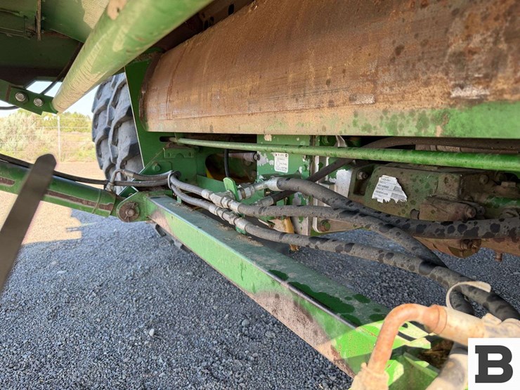 2009-john-deere-9770-sts-image-16