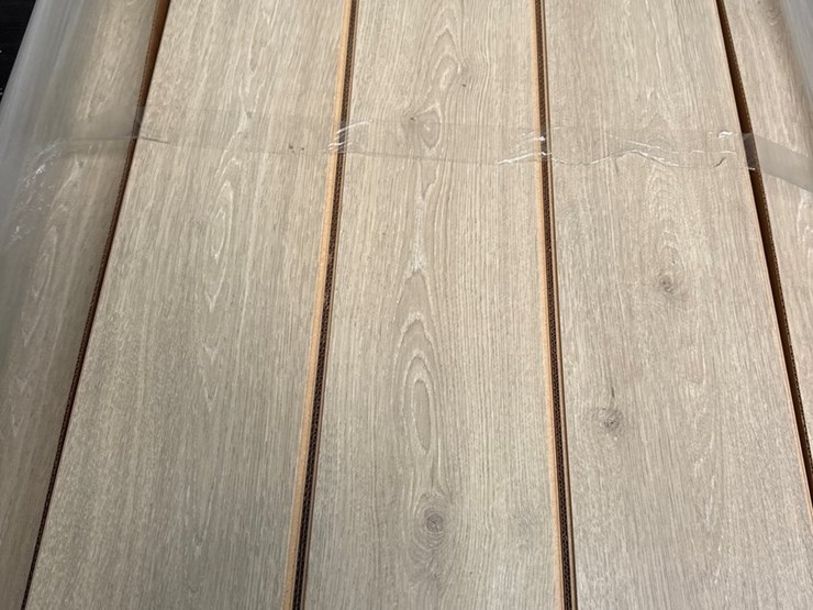 #713-•-third-13-boxes-of-new-unused-flooring-319-sq-ft-image-2