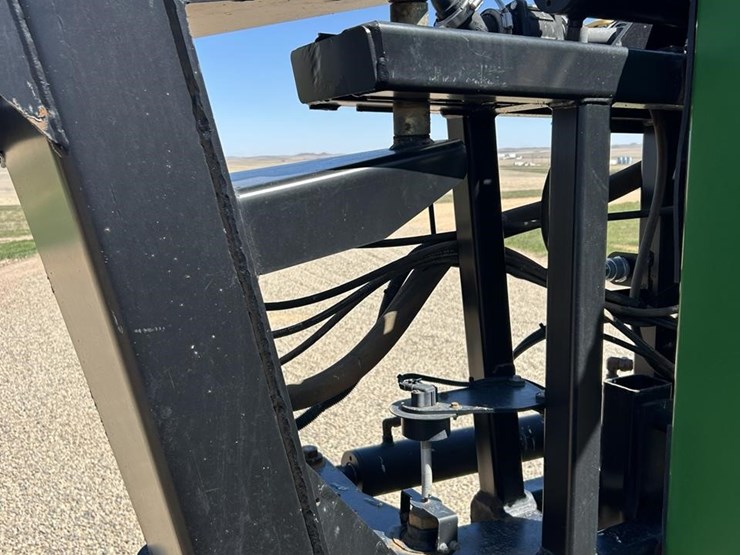 2012-john-deere-4940-image-88
