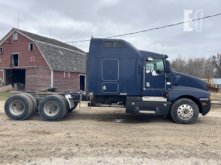 1999-kenworth-t600-image-4