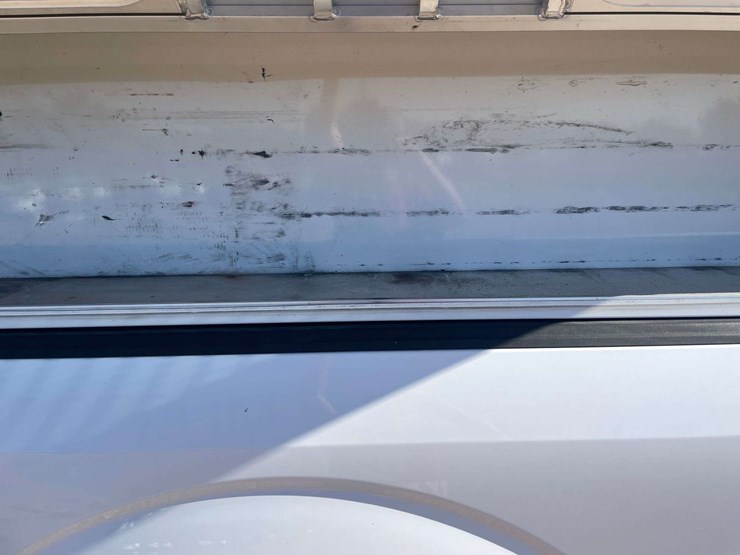 2016-ford-f150-xl-image-15