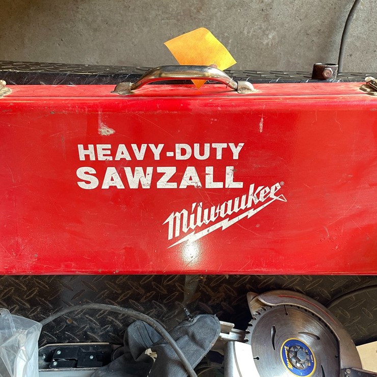 #1837 • Milwaukee Heavy Duty Sawzall