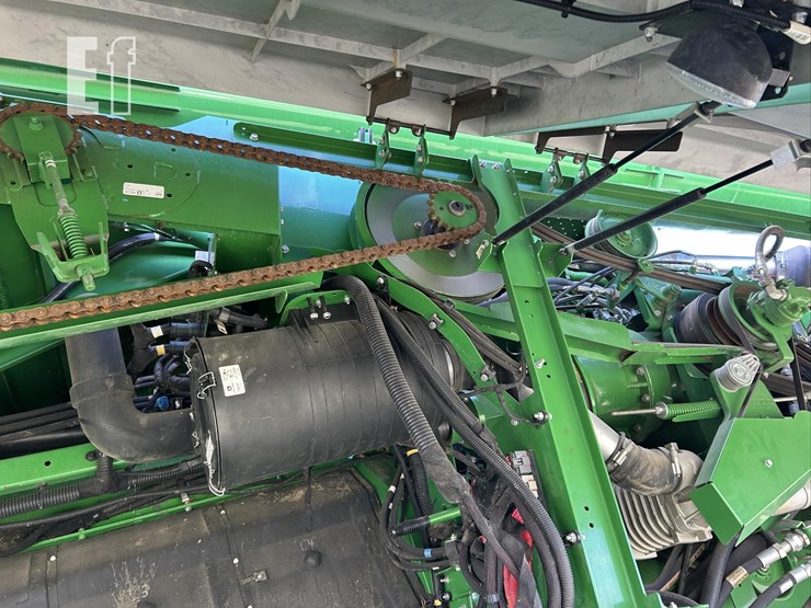 2016-john-deere-s680-image-17
