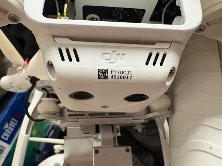 #23981-•-phantom-proffesion-drone-image-10