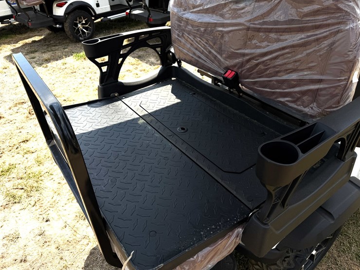 #579-•-golf-cart-image-4