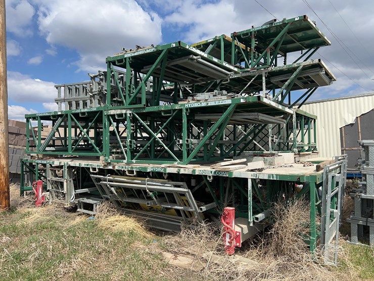 hydro-mobile-mast-climbing-work-platform-scaffolding-image-1