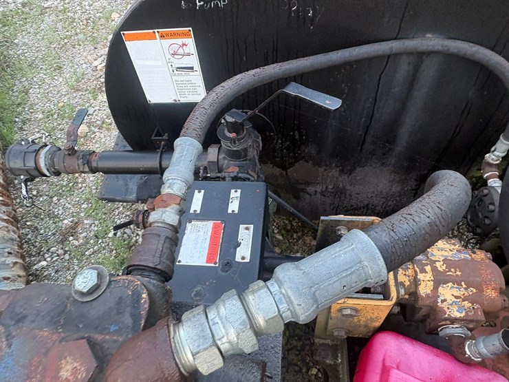 #23972-•-etnyre-8'-asphalt-tanker-image-7