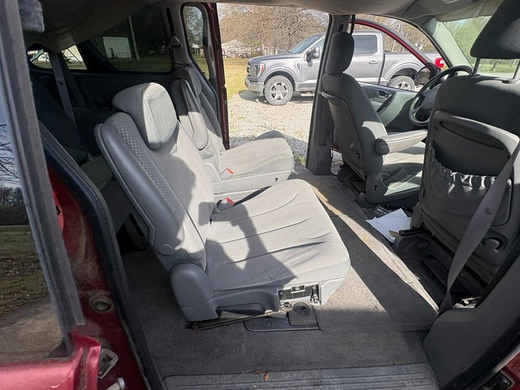 #42108-•-2007-chrysler-grand-caravan-passenger-van-vin:-1d8gp24r57b236495-image-30