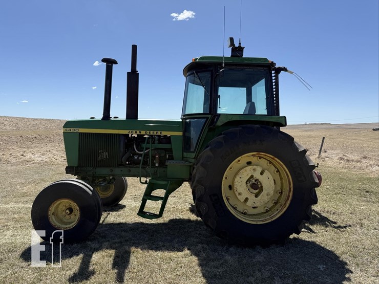 john-deere-4430-image-7