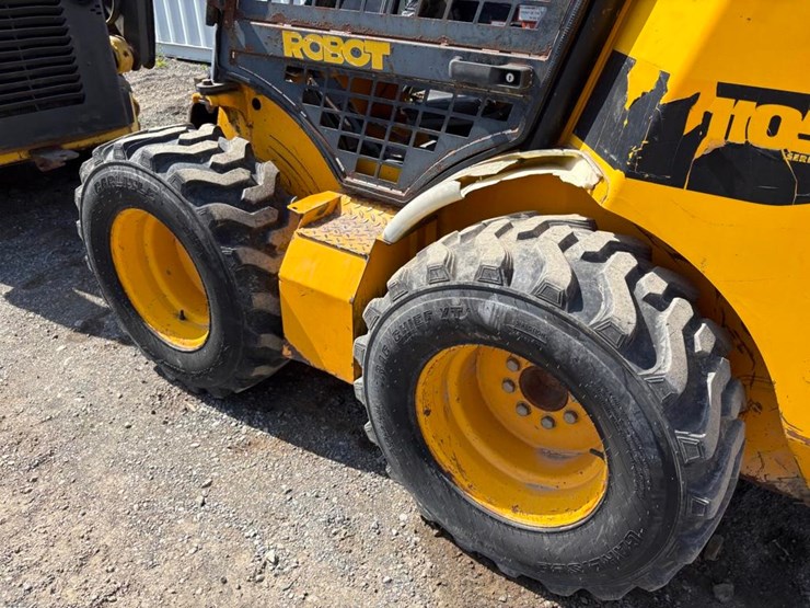 1998-jcb-1105-image-10