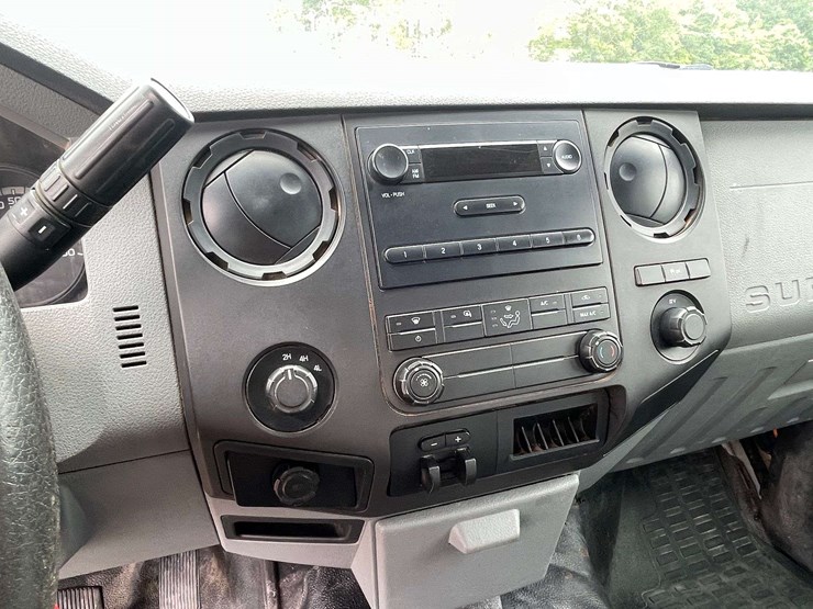 2012-ford-f250-image-13