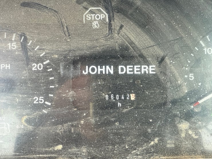 1993-john-deere-6400-image-41