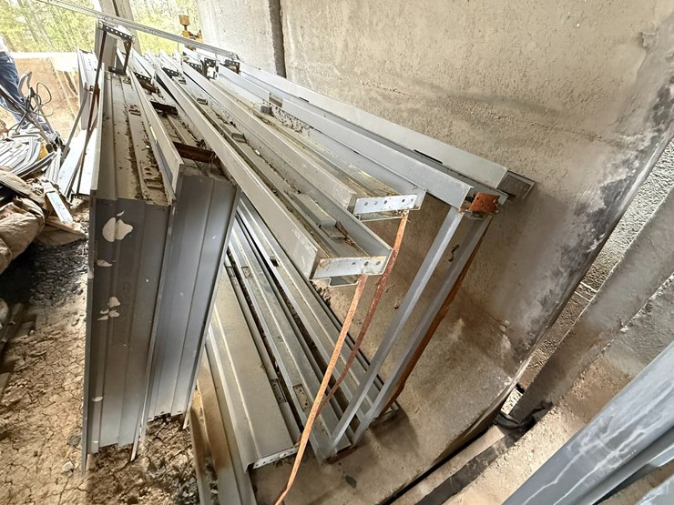 #41741-•-lot-of-(18)-unused-metal-door-frames-s-image-9