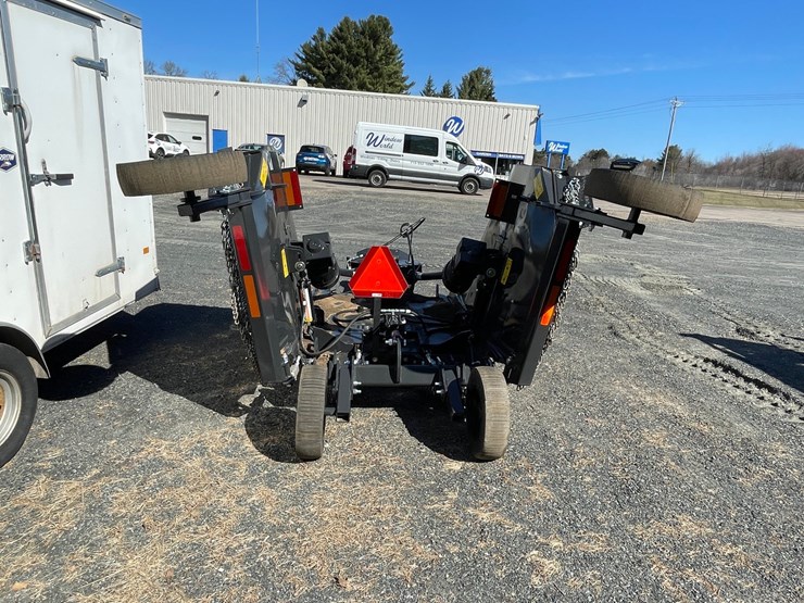 #3280-•-bobcat-12'-flex-wing-rotary-mower-image-6