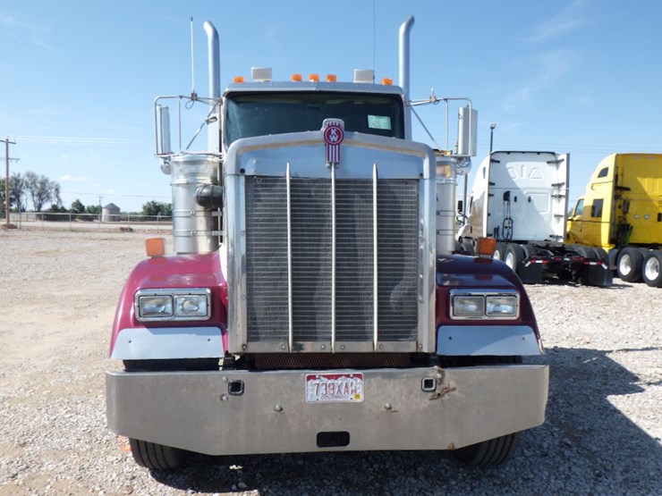 2006-kenworth-w900l-image-4