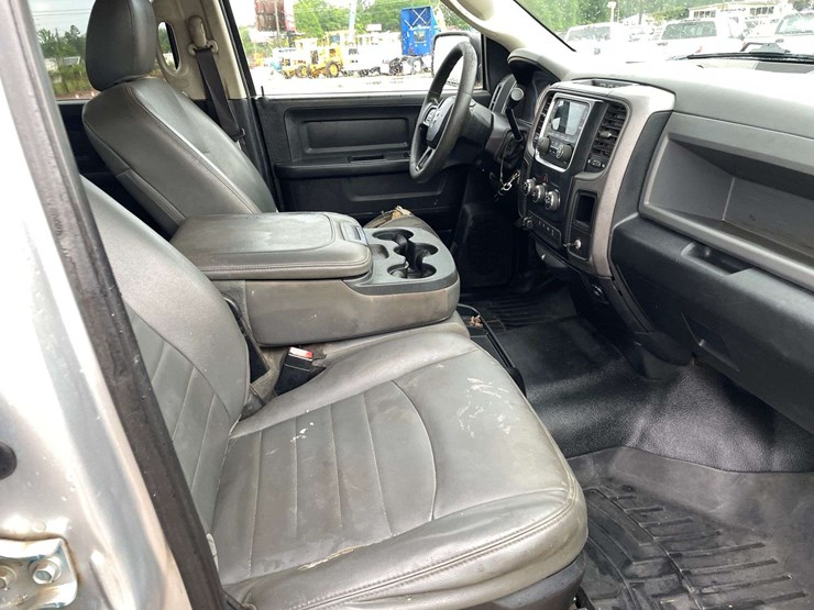 2016-dodge-ram-2500-image-18