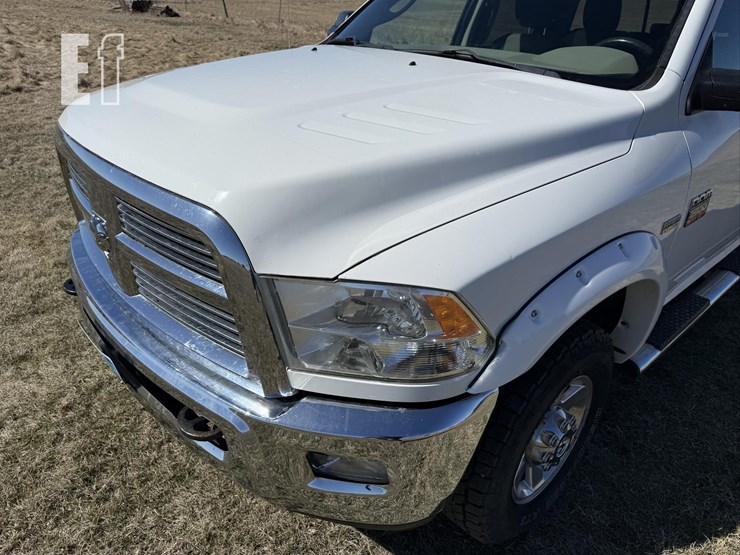 2011-ram-2500-big-horn-image-12