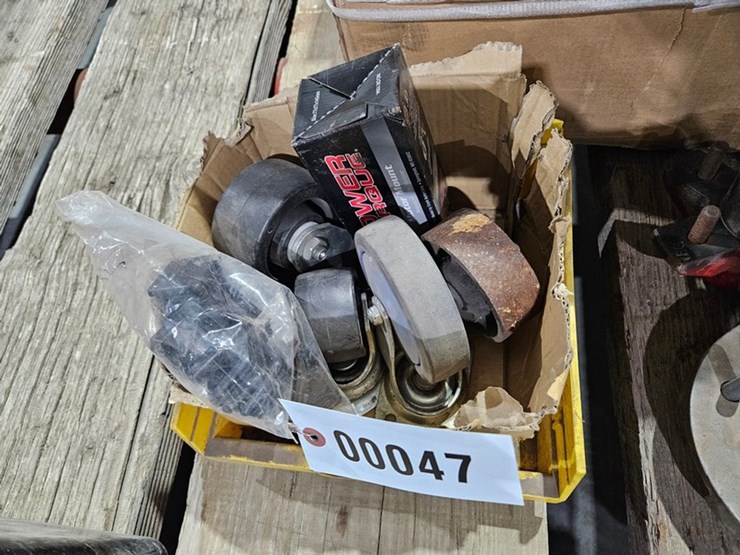 #47-•-box-casters-&-misc-items-image-2
