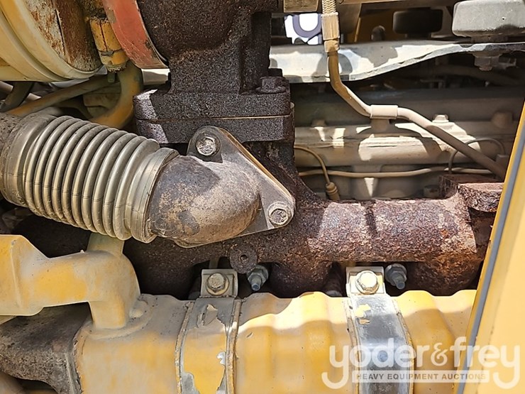 2014-deere-710k-image-33