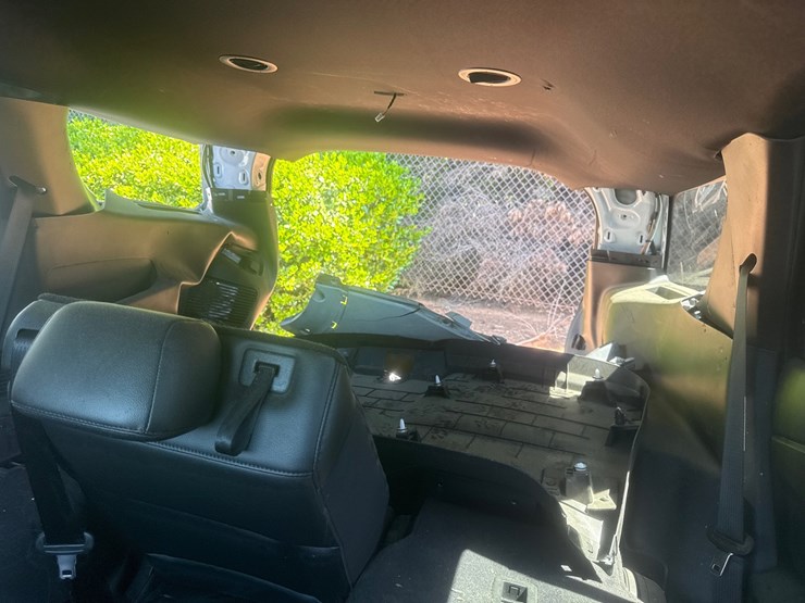 2024-ford-explorer-image-25