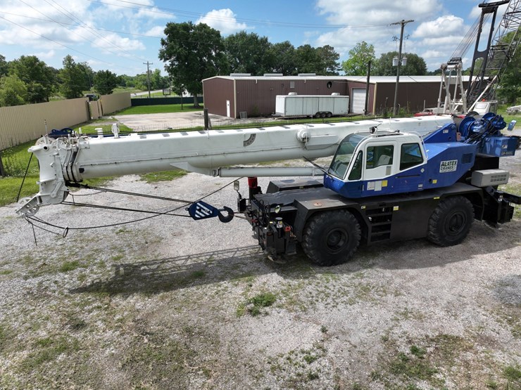 #9999978-•-2012-tadano-gr-550xl-crane-image-36