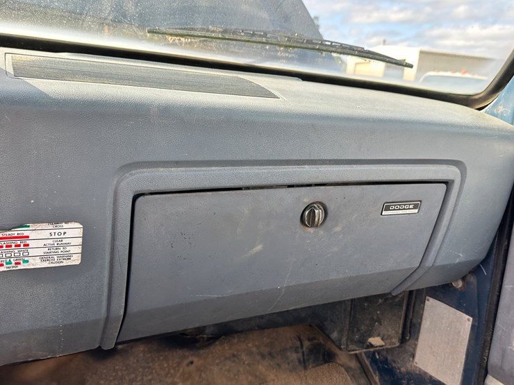 1989-dodge-150-image-52