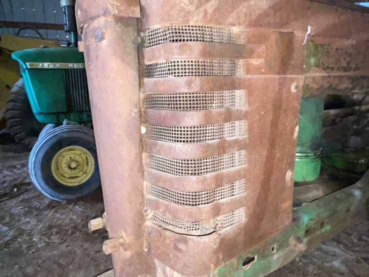 john-deere-b-image-13