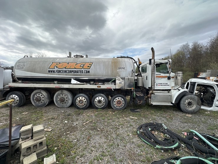 2014-international-paystar-5900i-image-3