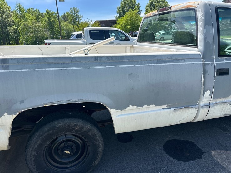 #6-•-1995-chevy-truck-image-9