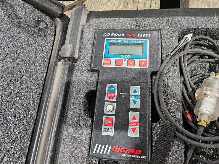 #31-•-blanke-series-2500-exhaust-gas-analyzer-image-3