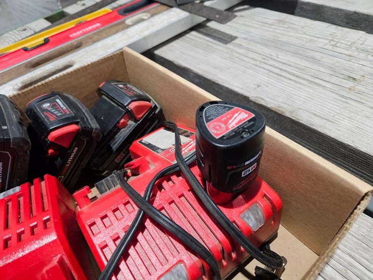 #78-•-milwaukee-m18-drill-and-batteries-image-5