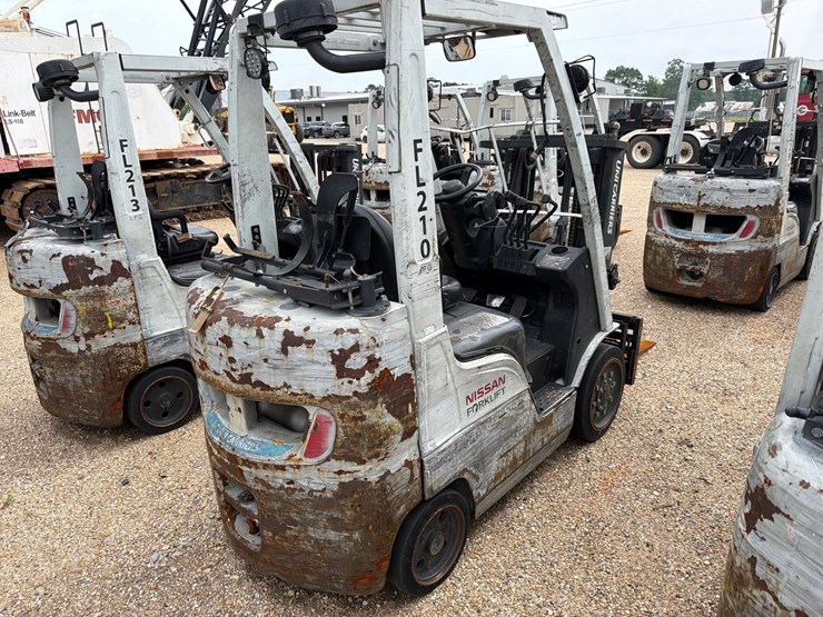 #16259-•-2015-nissan-cf50-forklift-image-4