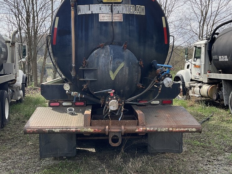 2006-mack-cv713-image-5