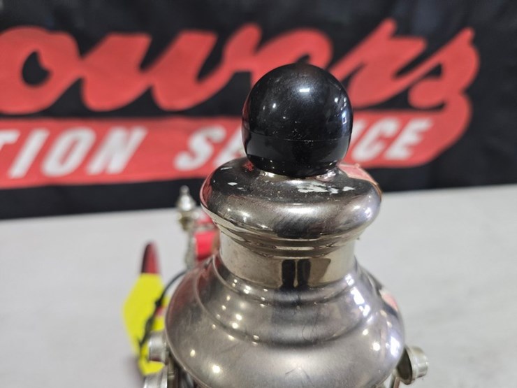 #91-•-fire-wagon-decanter-image-12