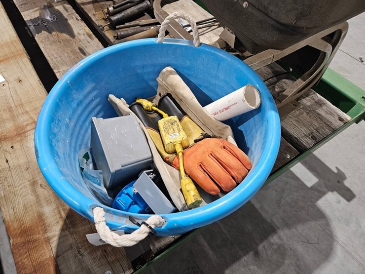 #5-•-tub-of-assorted-electrical-parts-image-1