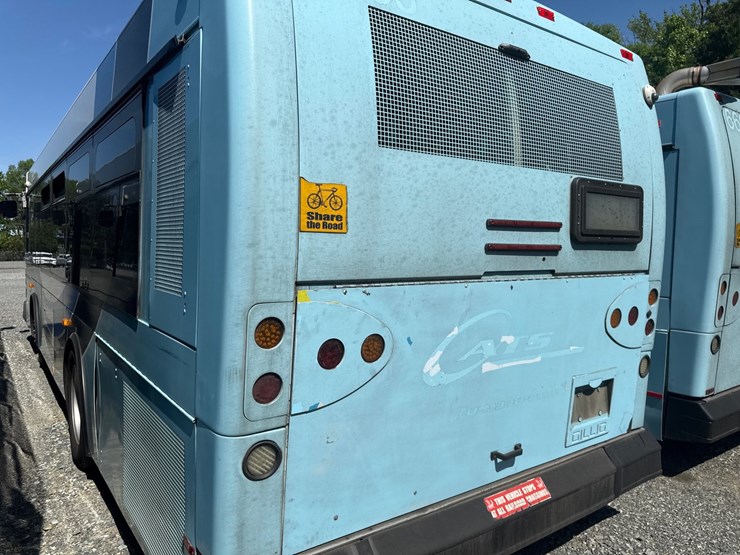 2007-gillig-low-floor-image-9