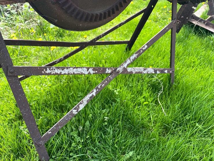#5619-•-vintage-concrete-mixer-image-11