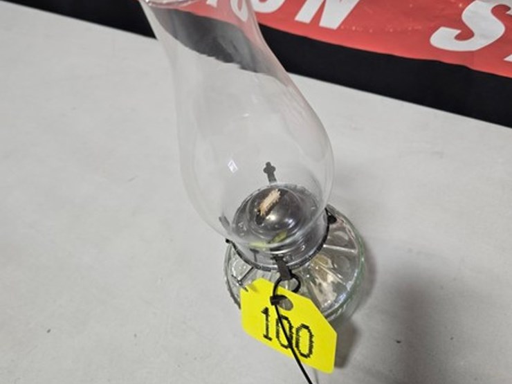 #100-•-small-kerosene-lamp-image-3