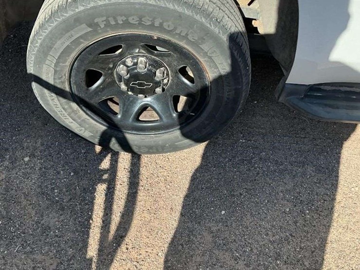 2019-chevrolet-tahoe-image-13